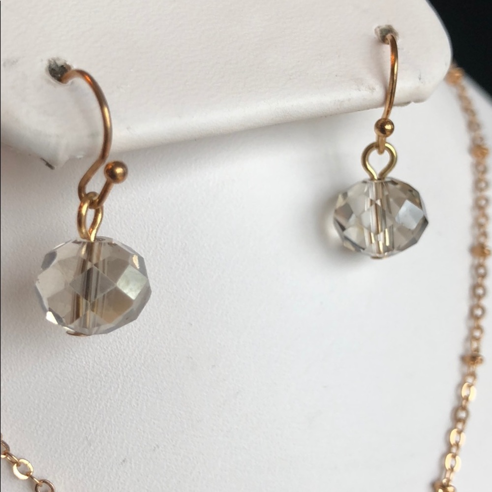 Necklace 🌼 - Picture 3 of 5